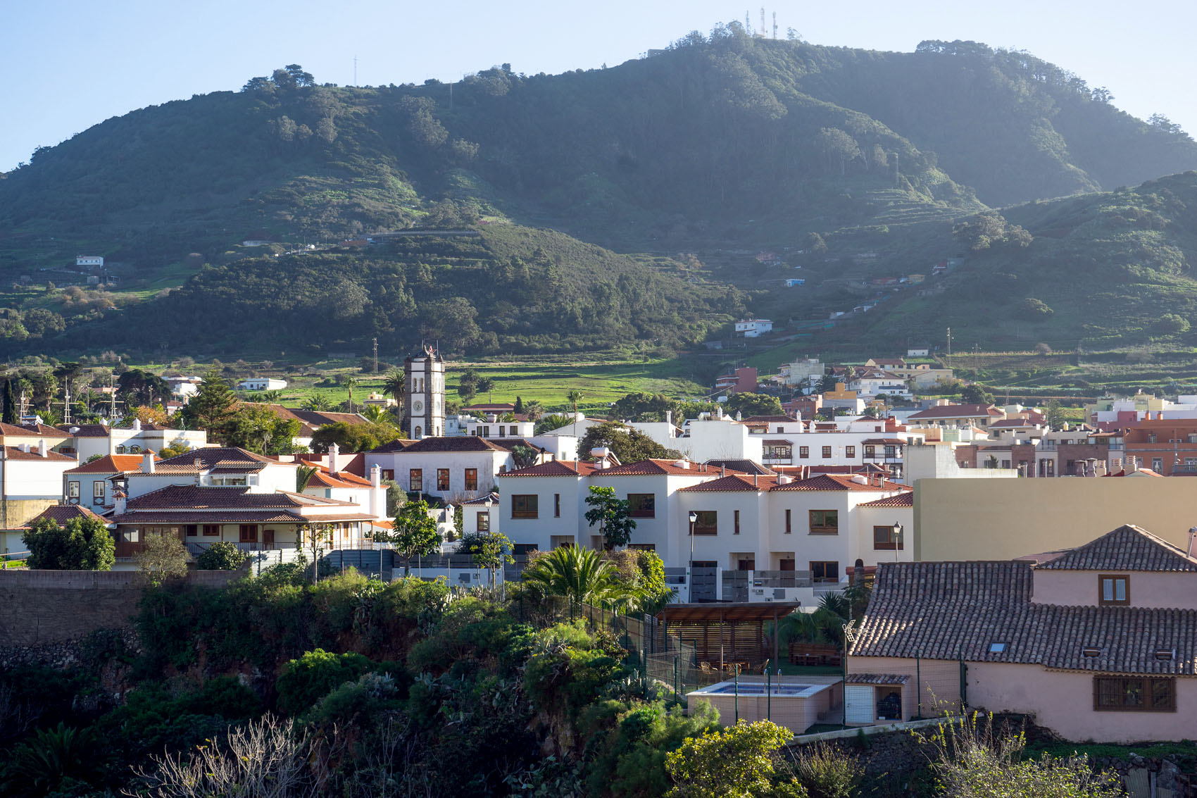 Fotos Dorf Tegueste auf Teneirra mit Kirchturm