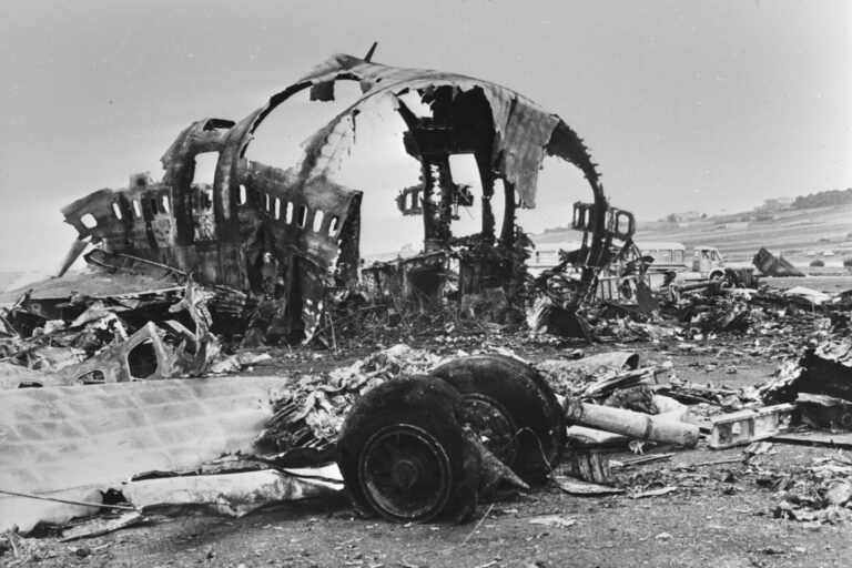 Katastrophe am Flughafen von Teneriffa Fotos